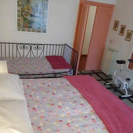 Living In San Peter Рим